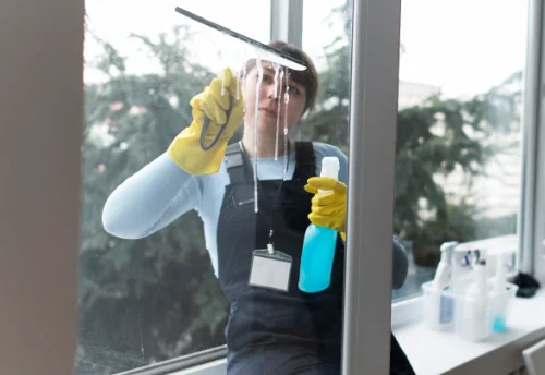 Nettoyage de vitres intérieures et extérieures à Bras